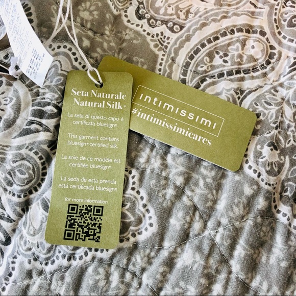 *SOLD* Intimissimi 100% Silk Satin Dust Beige V-Neck Top Lingerie - Picture 13 of 13